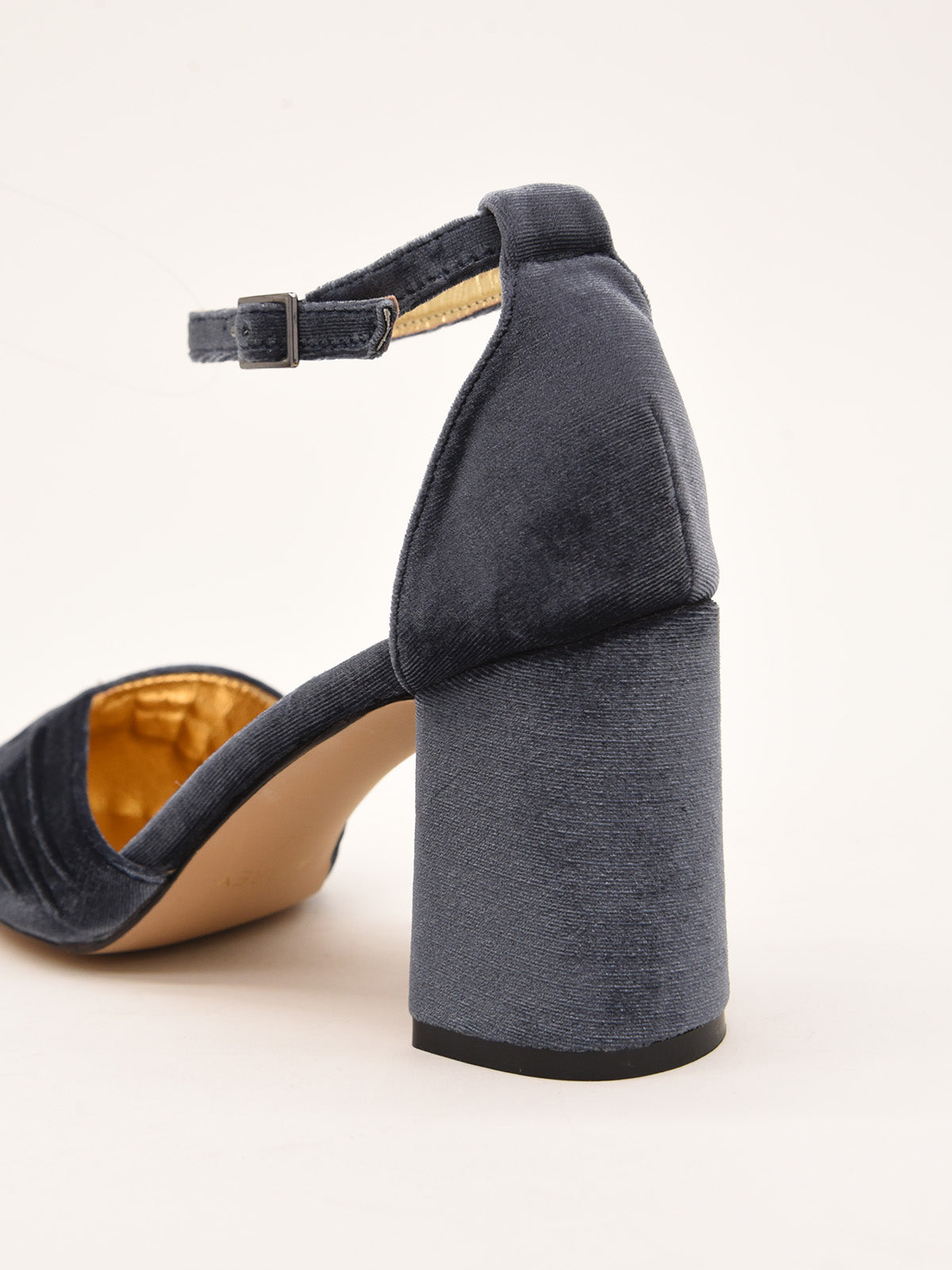 Zapatos de Salón de Terciopelo Gris con Correa al Tobillo