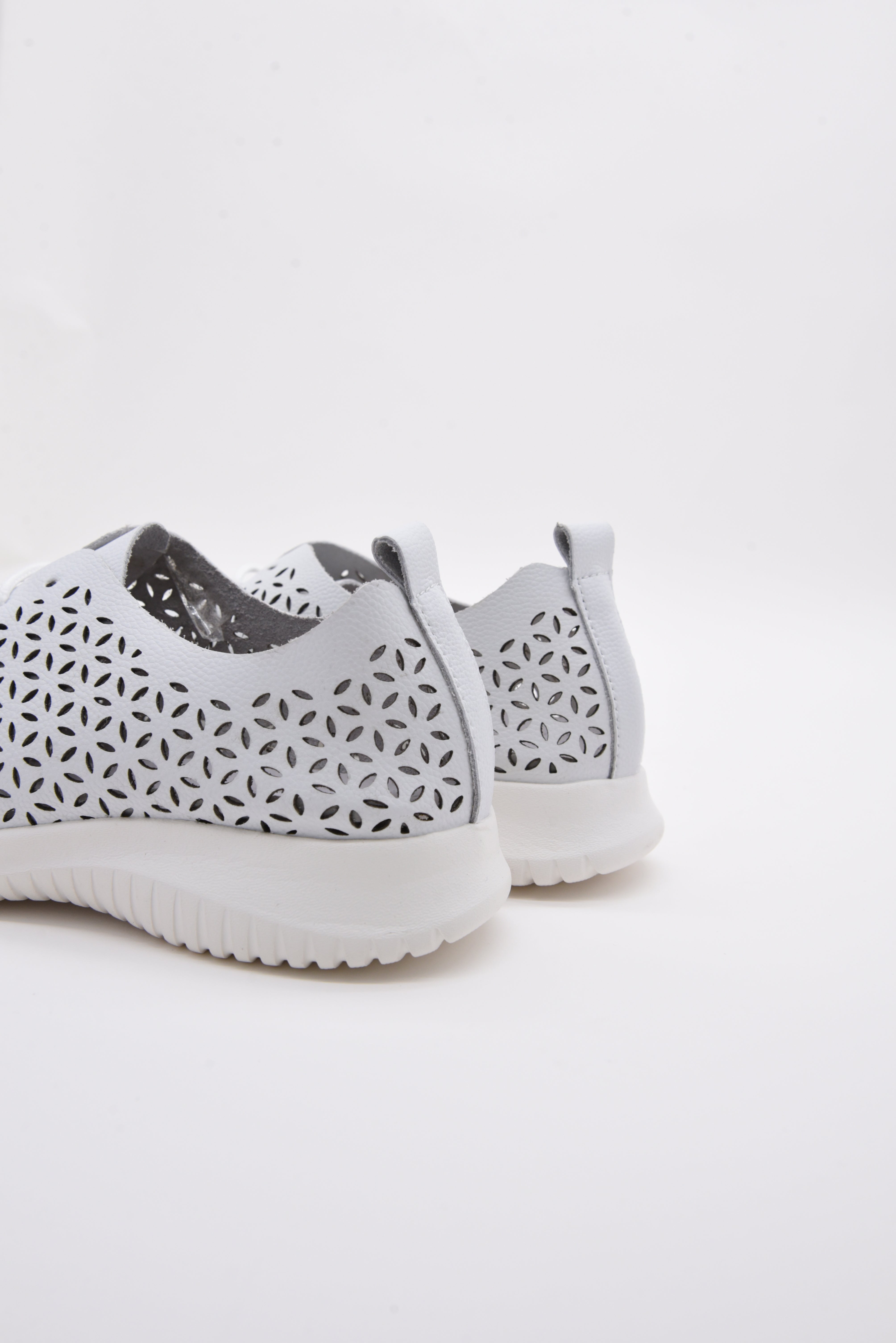Zapatillas blancas de Piel