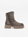Botines planos gris de piel con suela track
