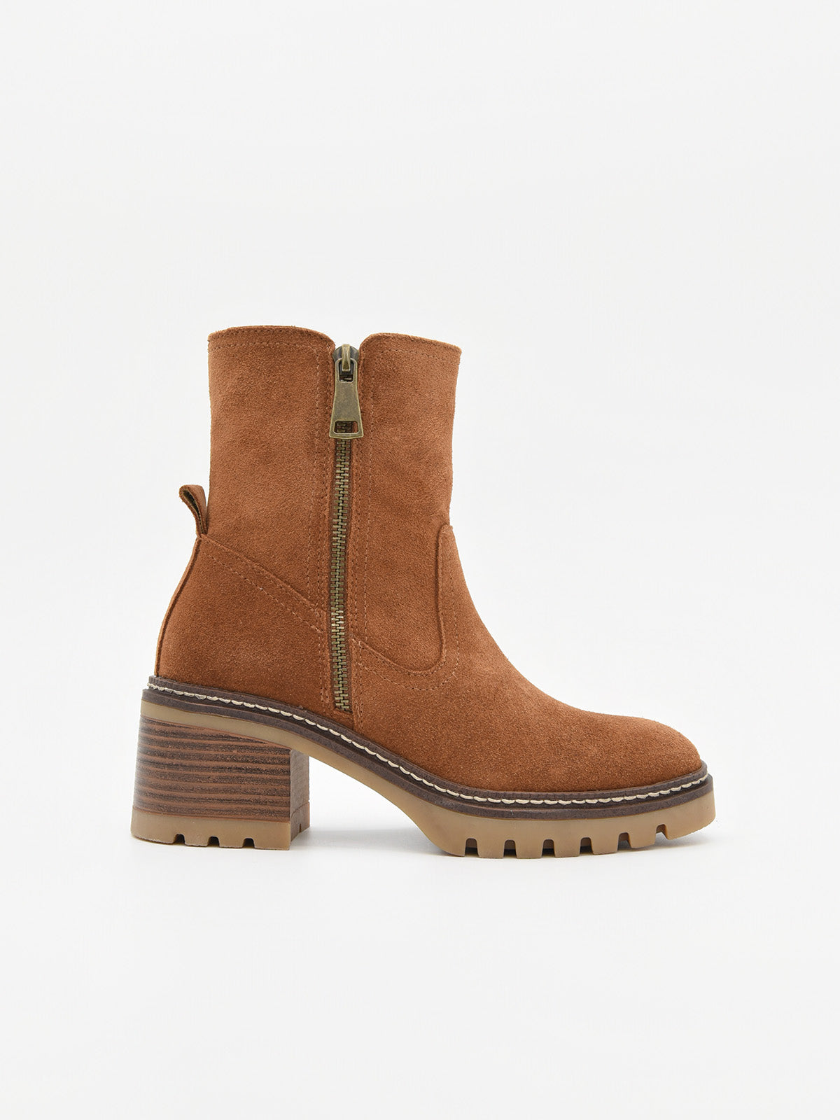 Bota cuero de piel con tacón medio y cremallera lateral