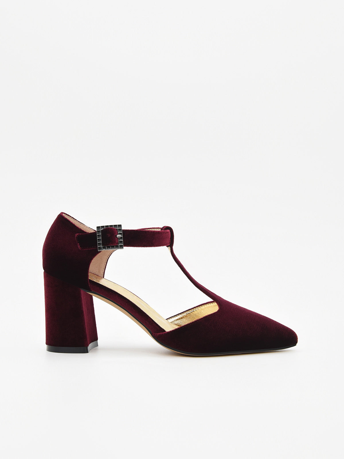 Zapato de Terciopelo Burdeos con tira en el empeine
