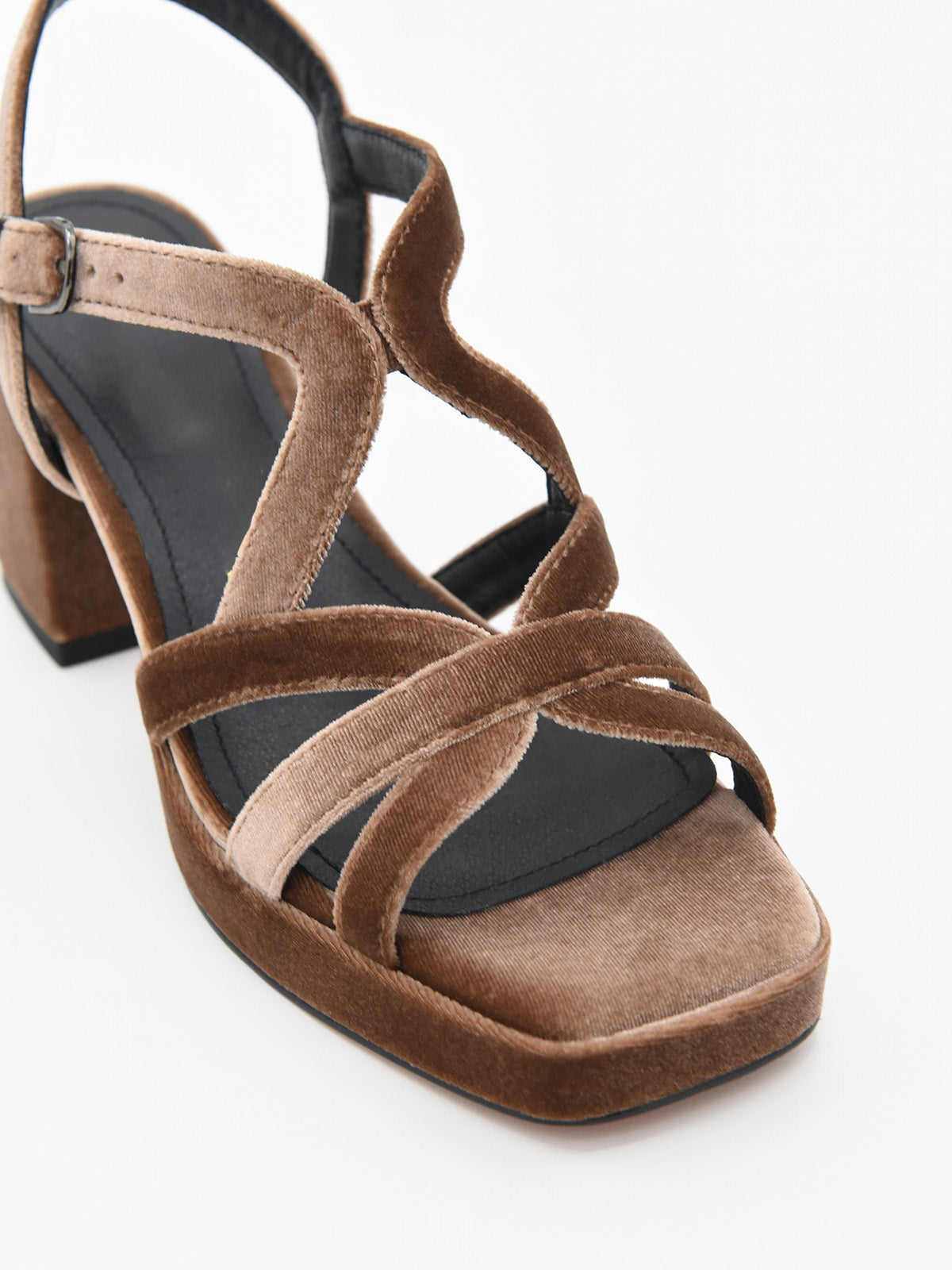 Sandalias Taupe de Terciopelo con Tacón ancho y plataforma