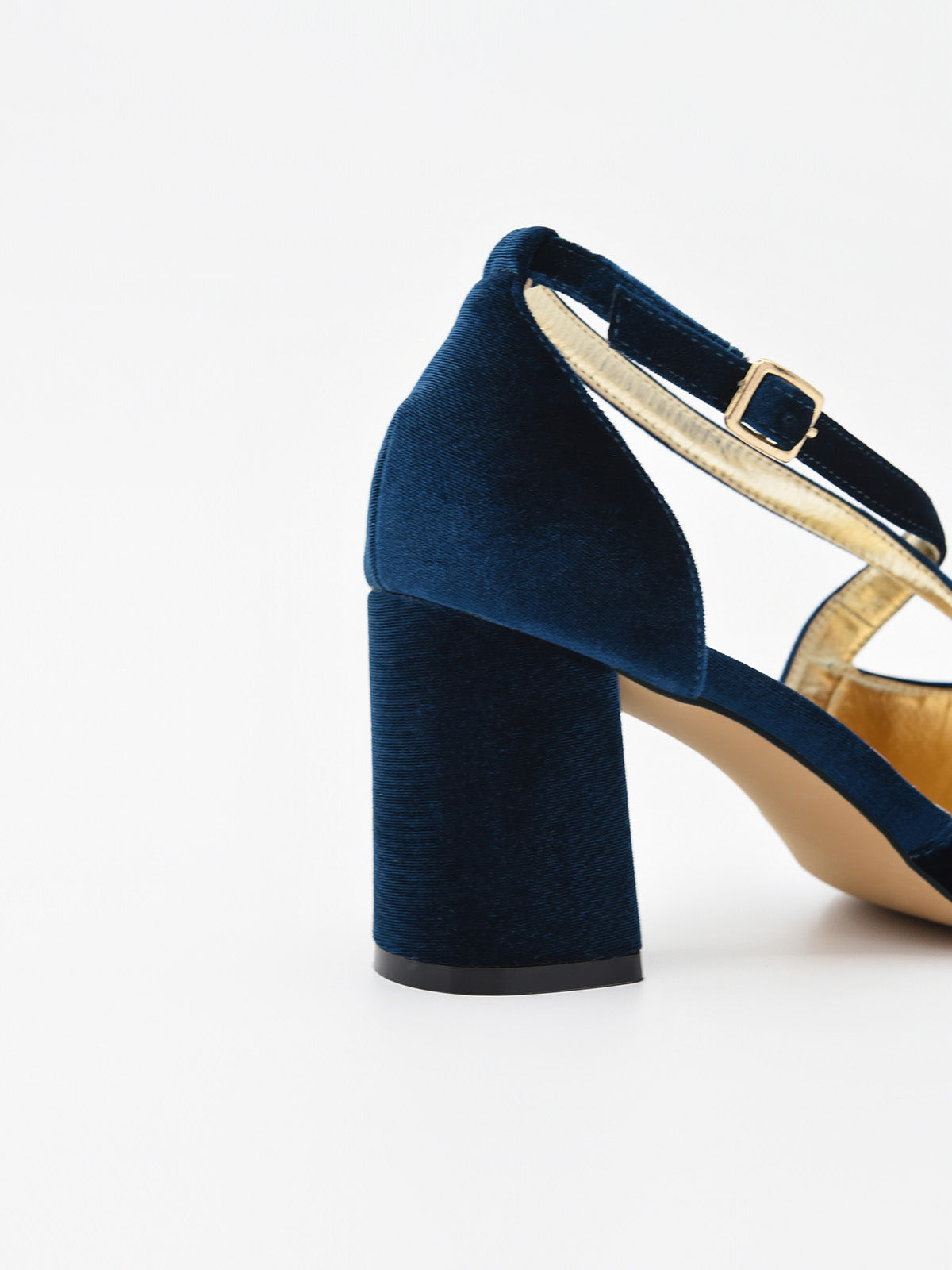 Zapatos de Terciopelo Azul con Tiras Cruzadas