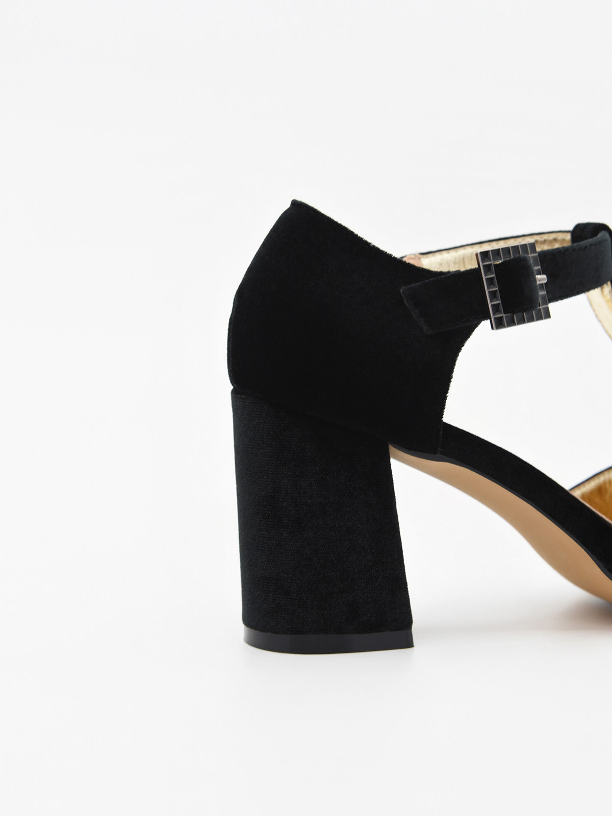 Zapatos de Terciopelo Negros con tira en el empeine