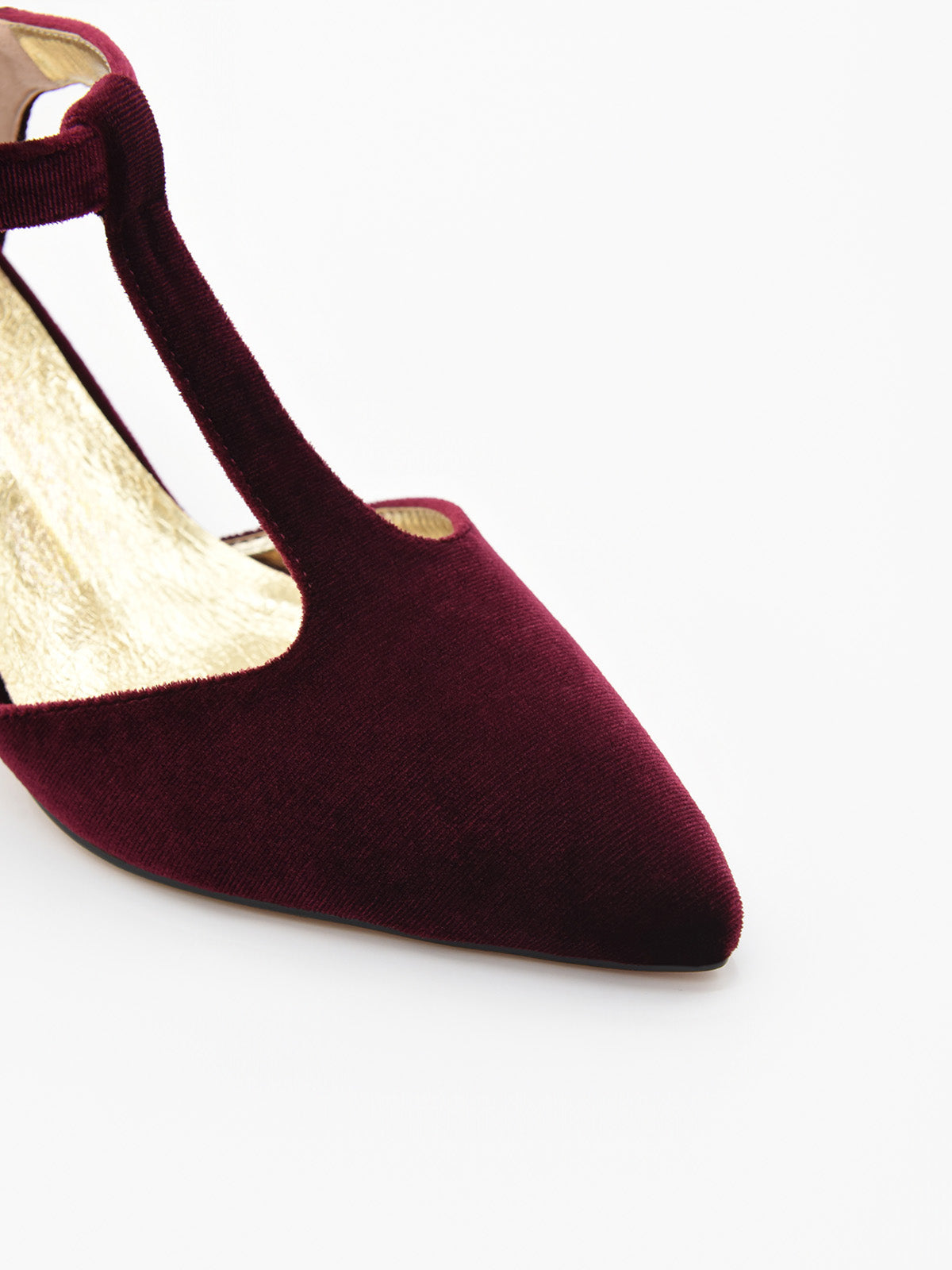 Zapato de Terciopelo Burdeos con tira en el empeine