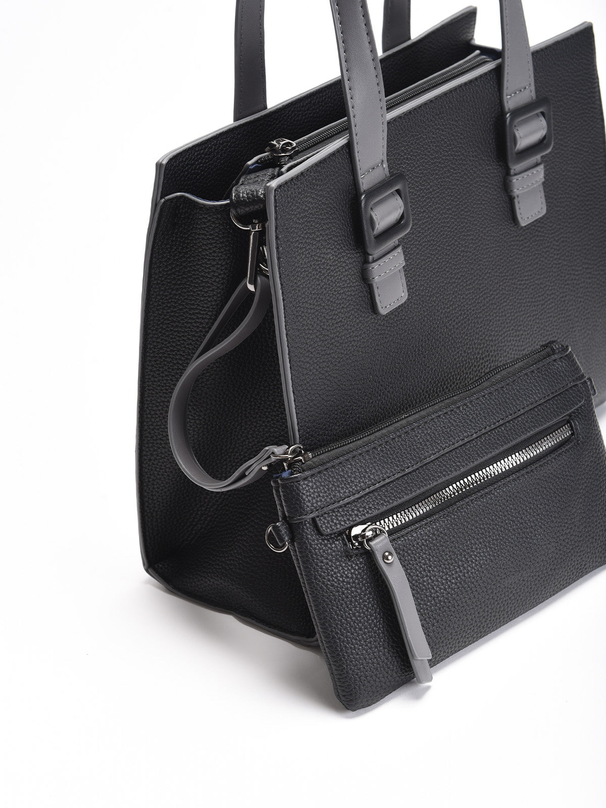 Bolso de mano negro grande