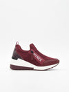 Zapatillas deportivas burdeos con cuña interna NYREX slip on