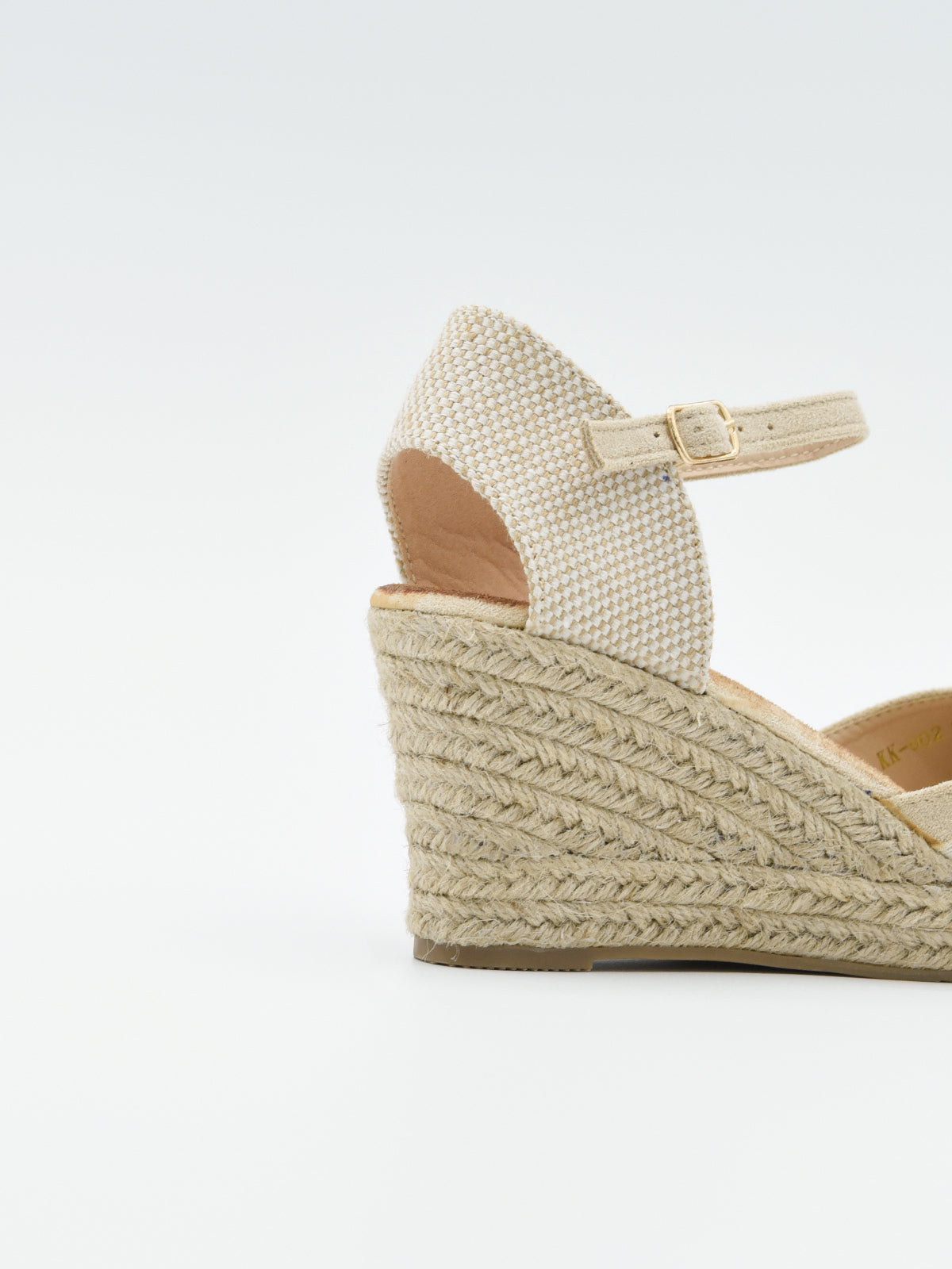 Alpargata beige trenzada