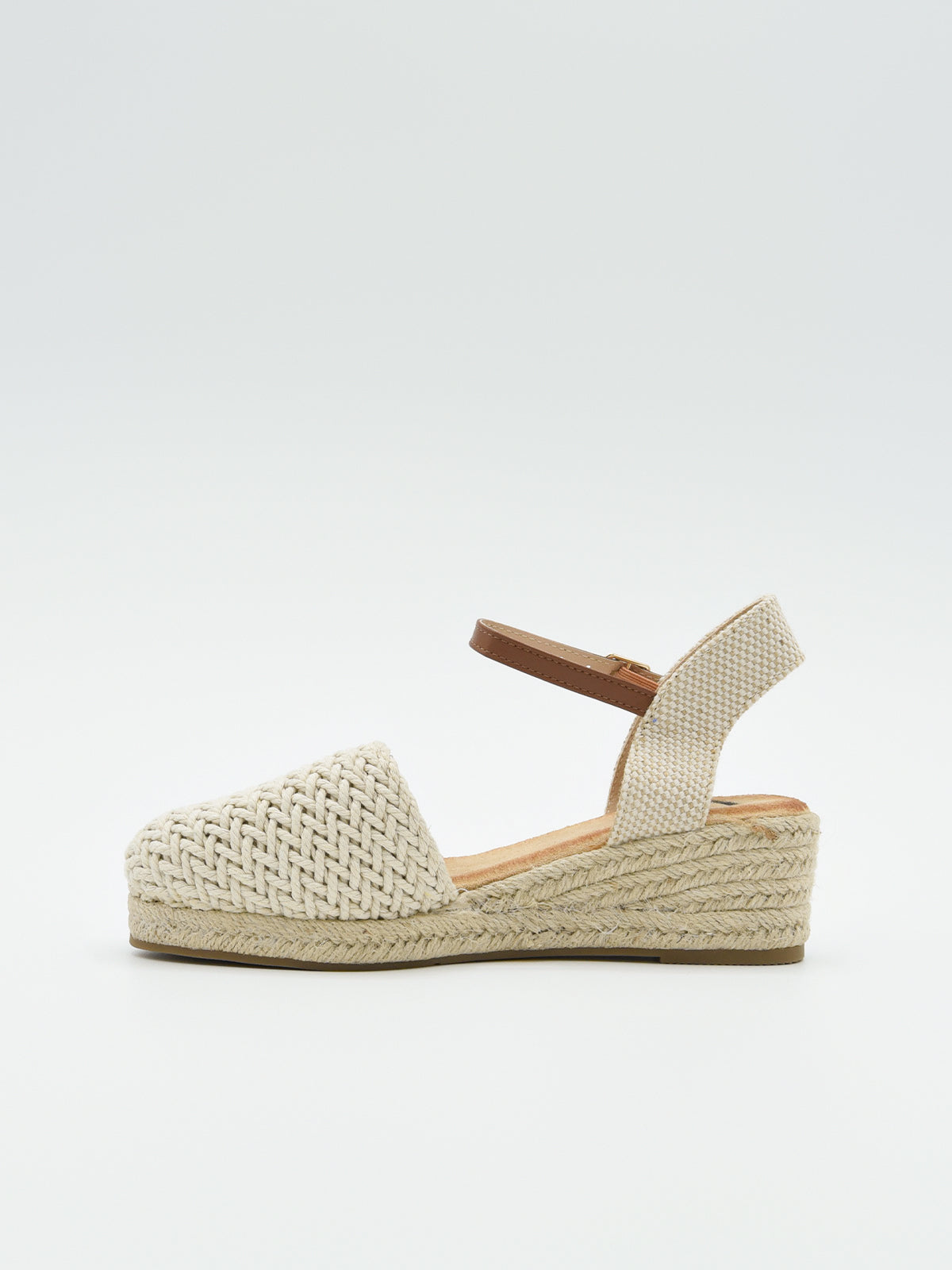 Alpargata trenzada beige